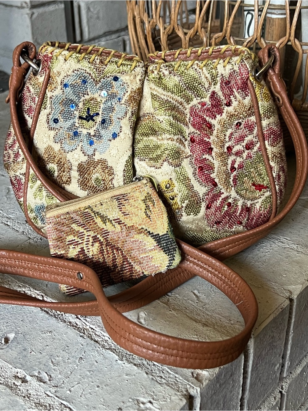Liz Claiborne Vintage Y2K Sequined Floral Tapestry Baguette Shoulder Bag Set